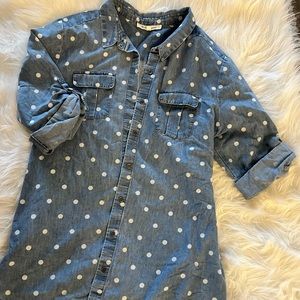 DOTTED DENIM TOP